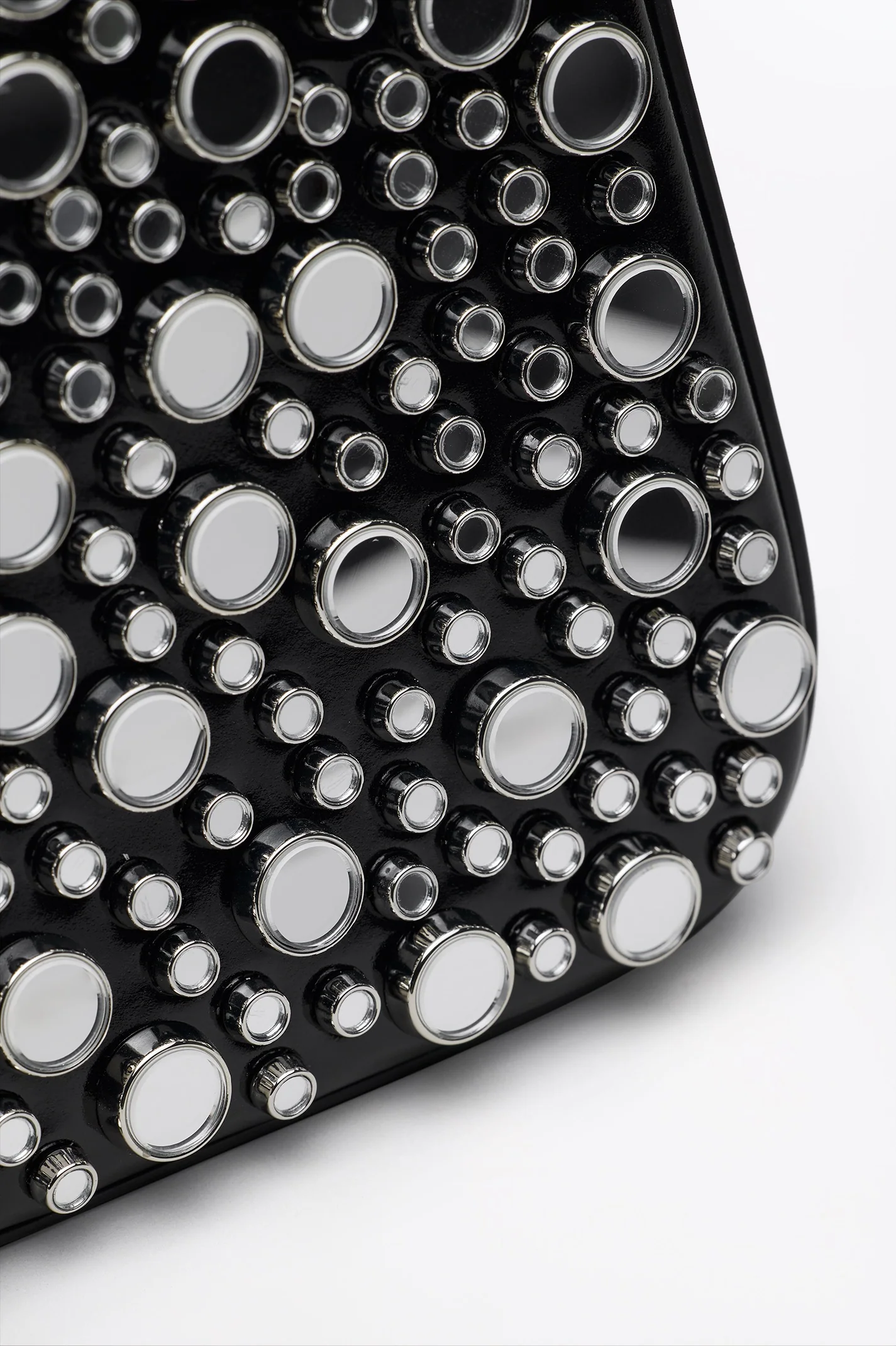 THE MERA STUDDED - Image 7