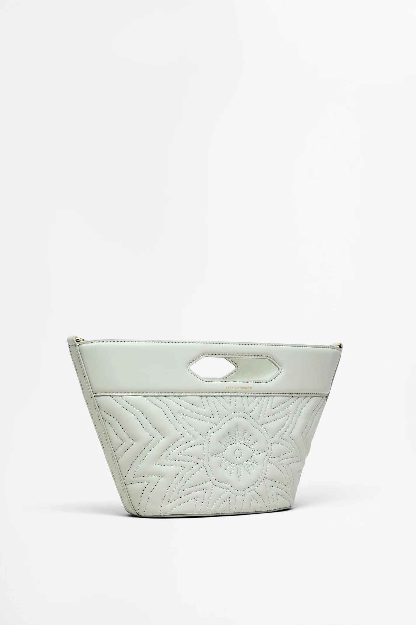 THE QUILTED BUCKET - Image 3