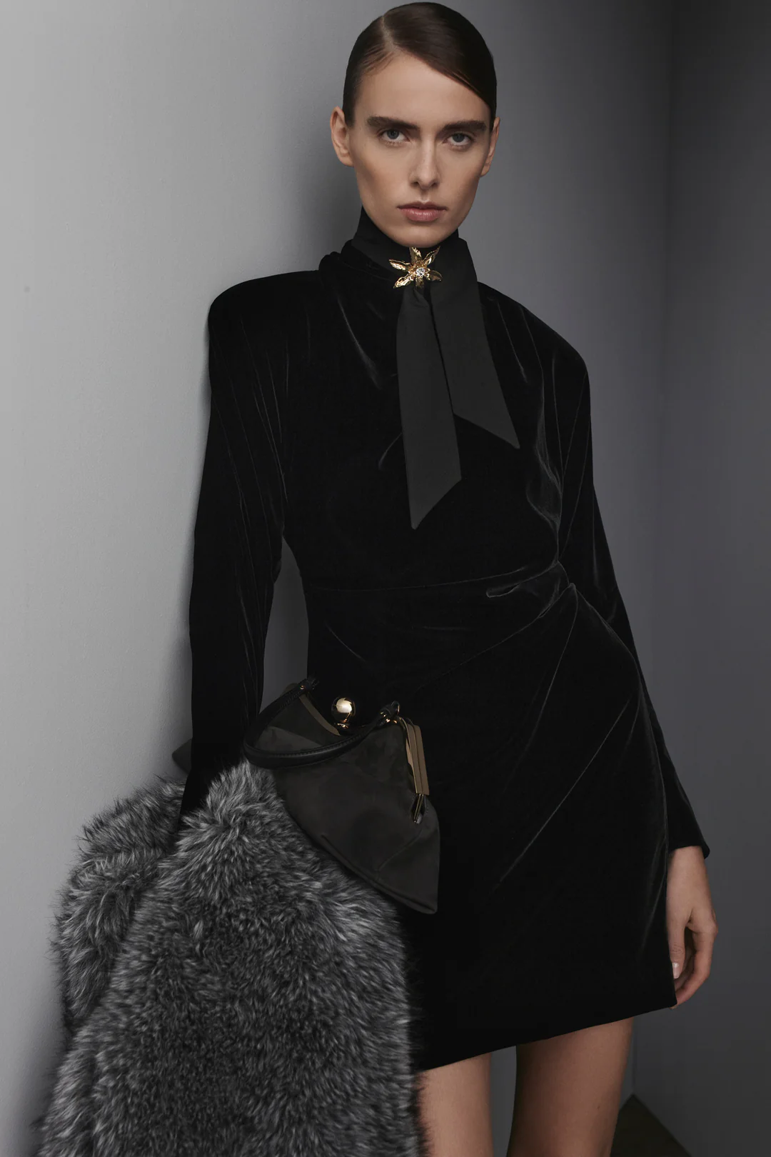 VELVET DRAPE DRESS - Image 3