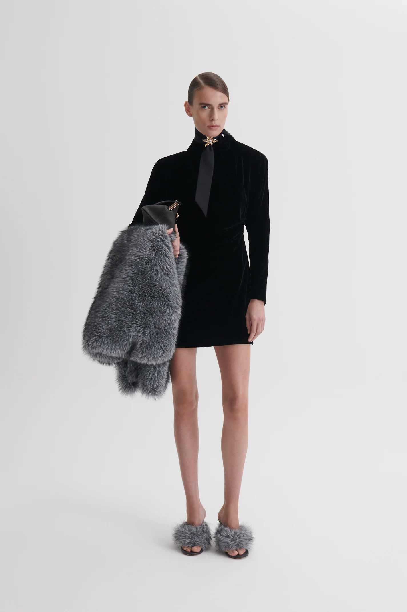 VELVET DRAPE DRESS - Image 4