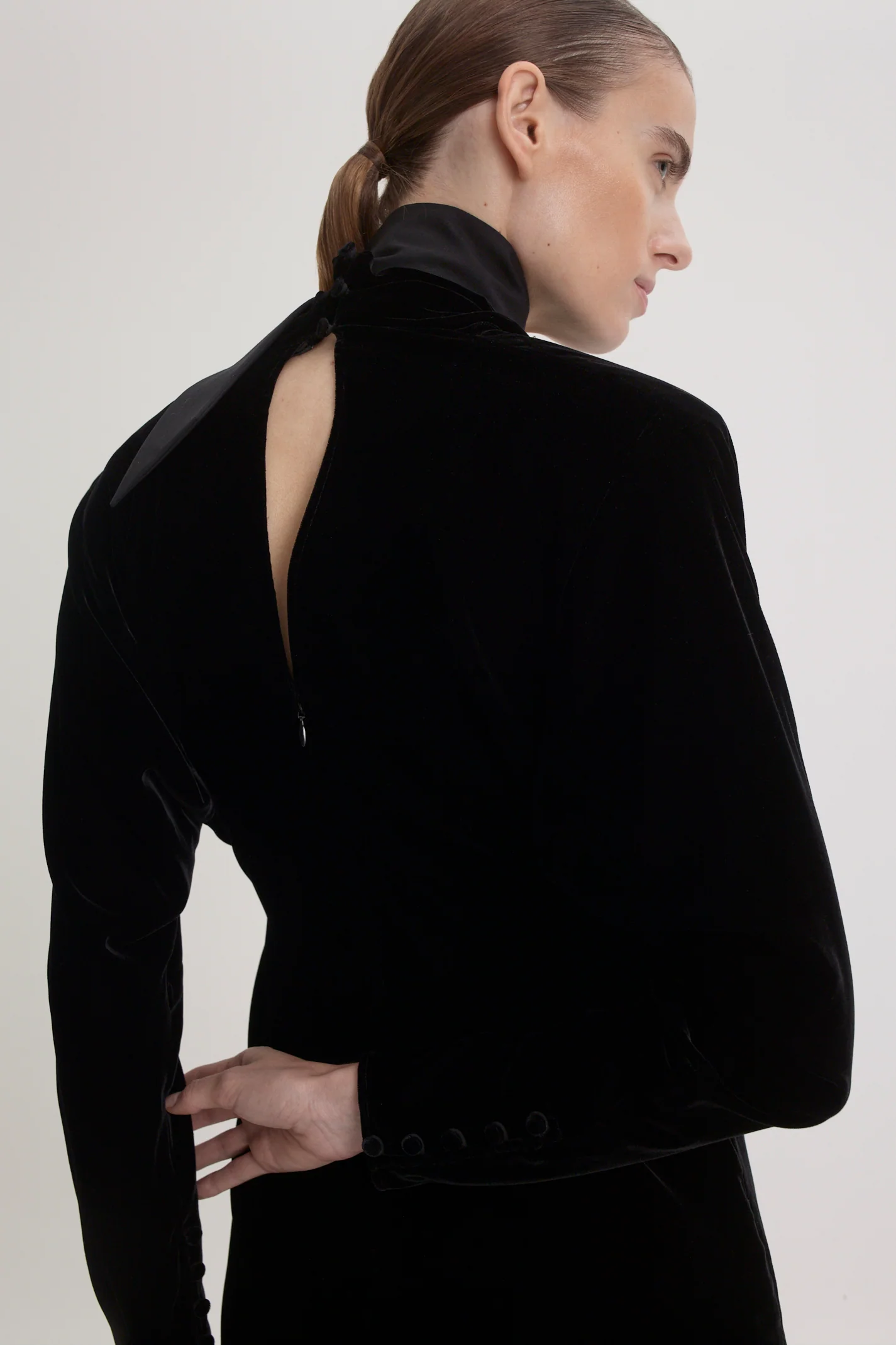 VELVET DRAPE DRESS - Image 7