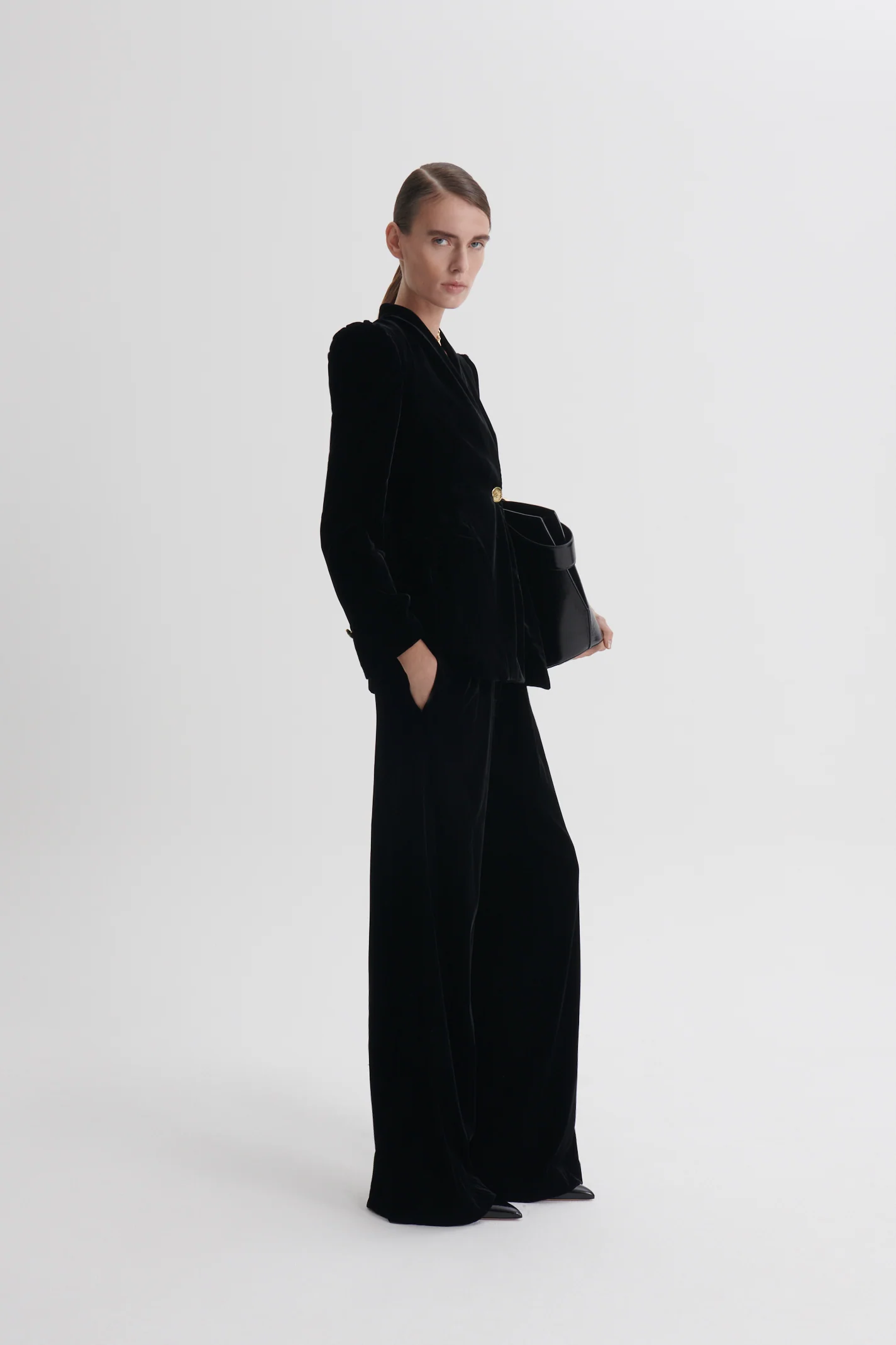VELVET SOFT TROUSER - Image 5