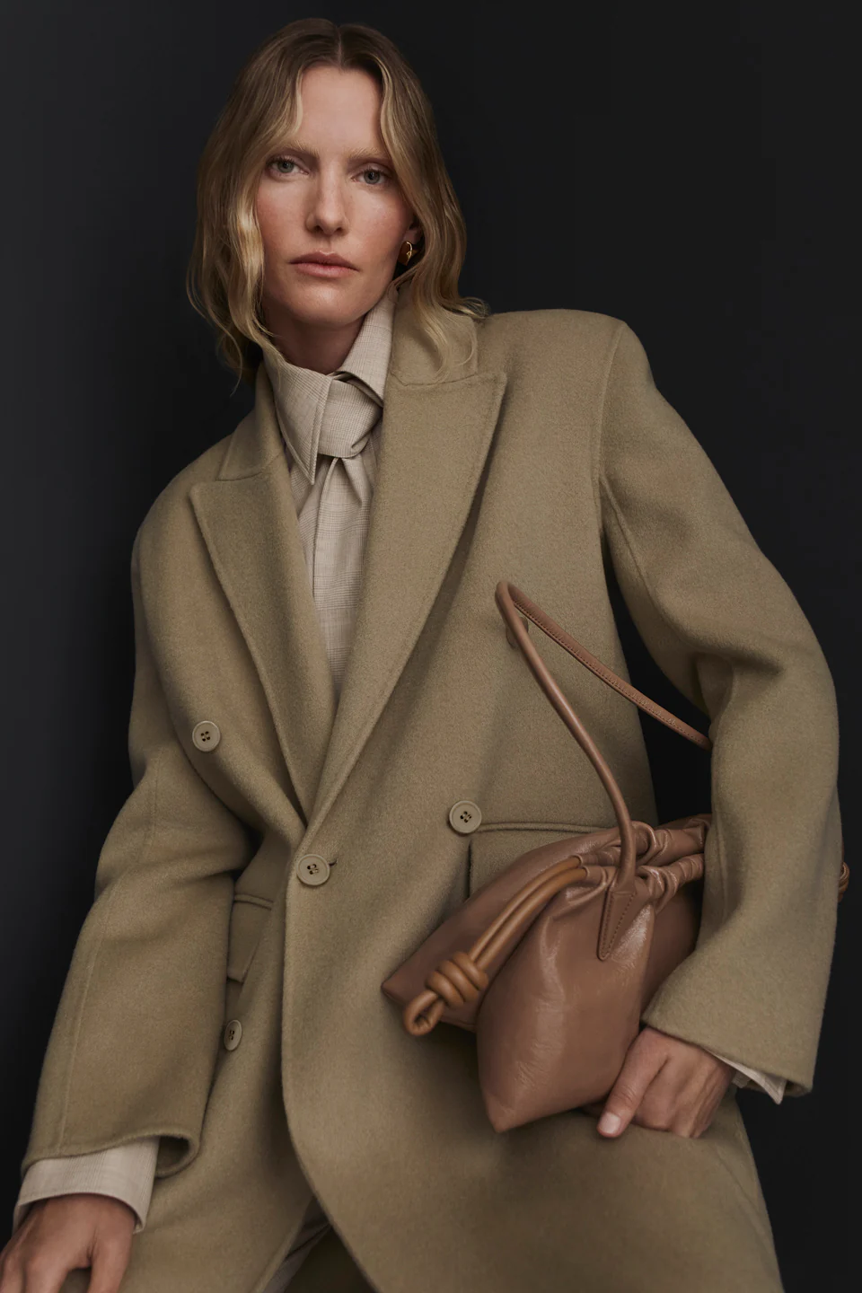 WOOL DOUBLE VENT COAT - Image 3