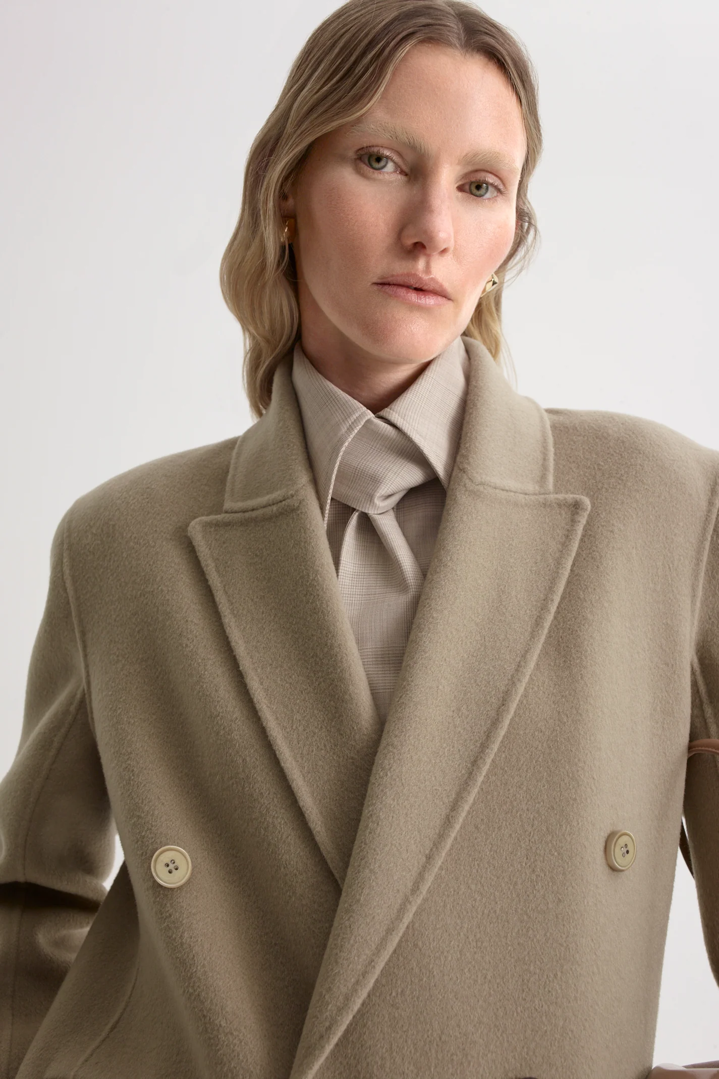 WOOL DOUBLE VENT COAT - Image 8
