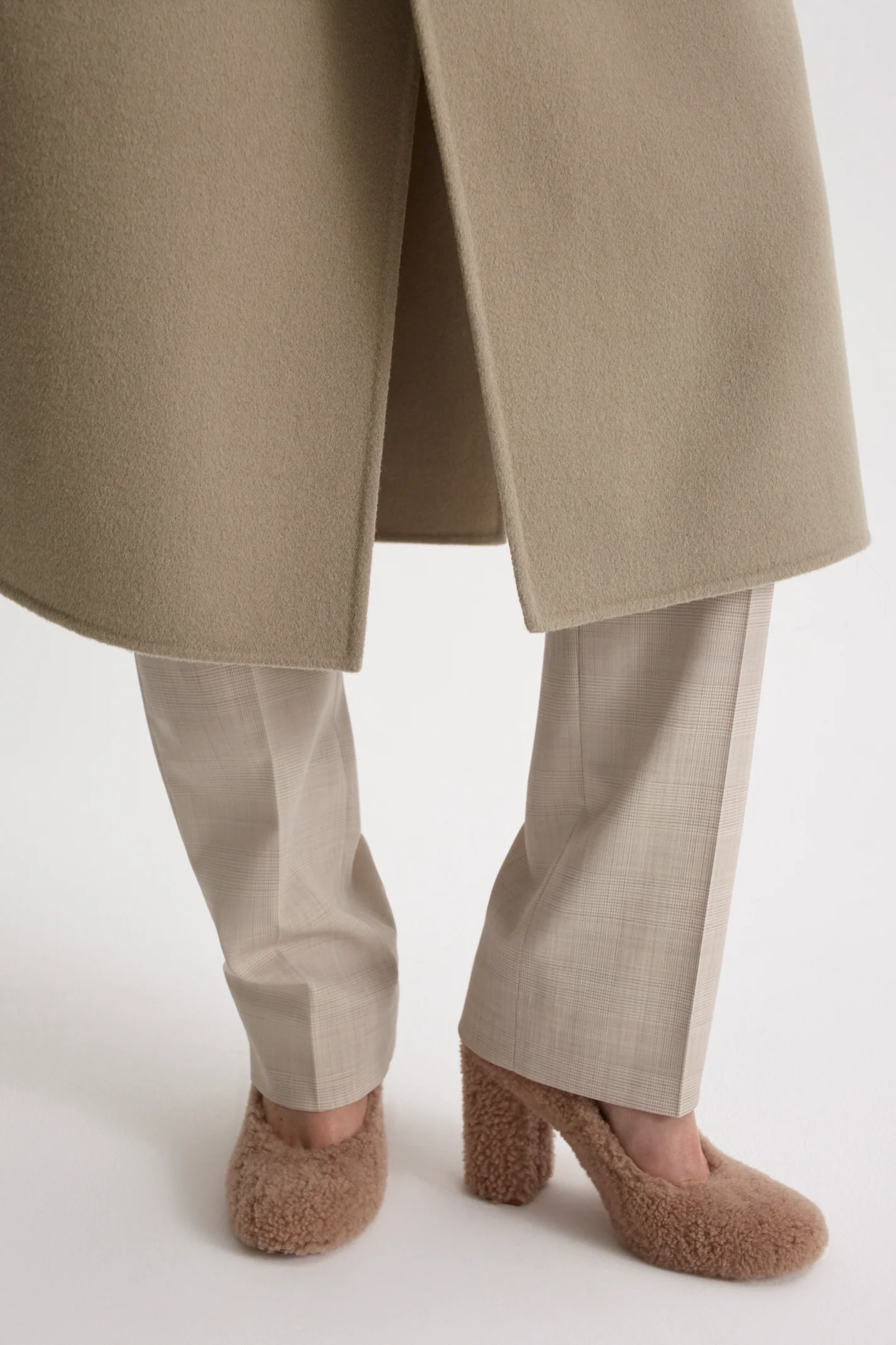 WOOL DOUBLE VENT COAT - Image 9